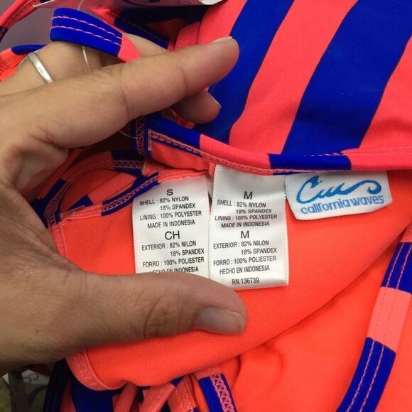 California Waves Stripe Halter Bikini Top (D7) - Picture 5 of 5